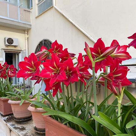 Ferienwohnung Il Giglio Rosso Neapel Exterior foto